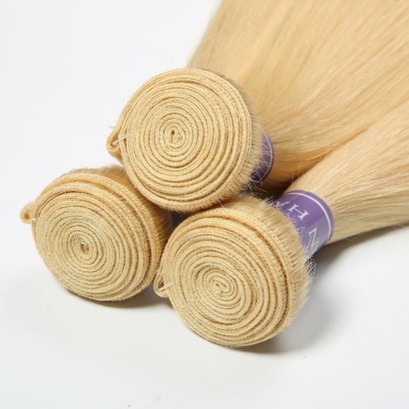 3 Bundle 613 Sleek Blonde Straight + 4x4 Closure main image 4